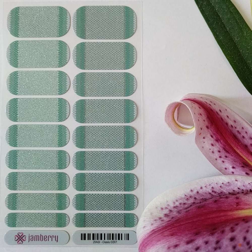 Oasis Sparkle Nail Wraps - Picture 2 of 2
